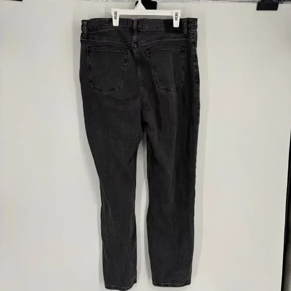 Abercrombie & Fitch Washed Out Black The Mom High Rise Jeans Size 32/14XL - Picture 1 of 7